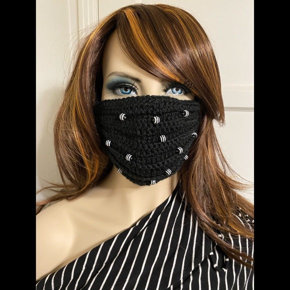 Decorative Hand-knitted Face Mask - Picture 1 of 10